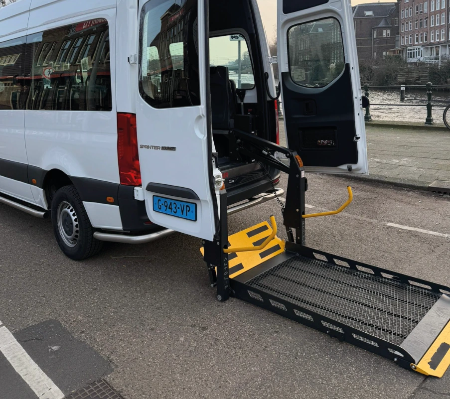 Rolstoeltaxi Max rolstoelvervoer